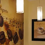 Hotel Lirico