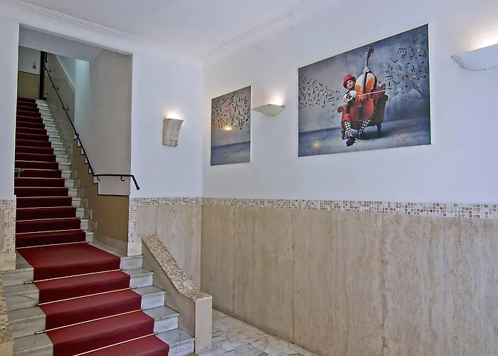 Lirico Hotel Řím